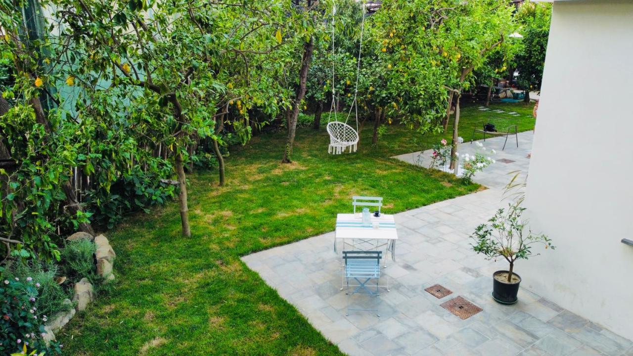 Flavia'S Lemons Bed & Breakfast Sorrento Eksteriør bilde